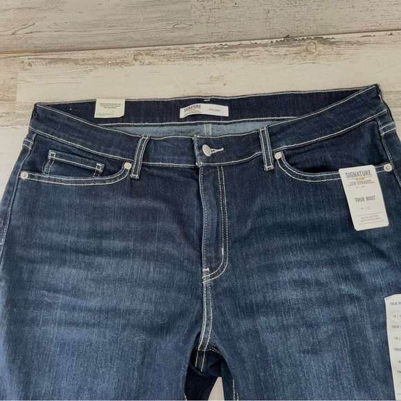 Levi Strauss Signature Dark Blue Denim Jeans True Boot Size 18… 34X31 NWT - Picture 2 of 10